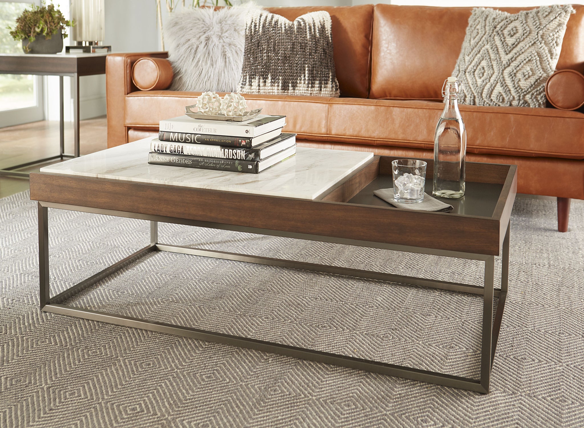 Table basse Ennis en sable brun