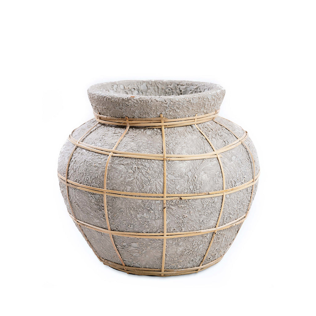 Le vase Belly en Béton naturel M