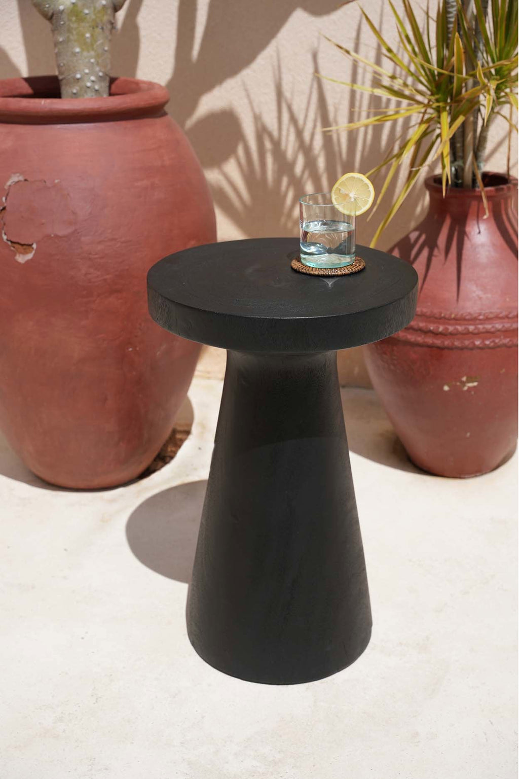 La table d'appoint Fiji - noire