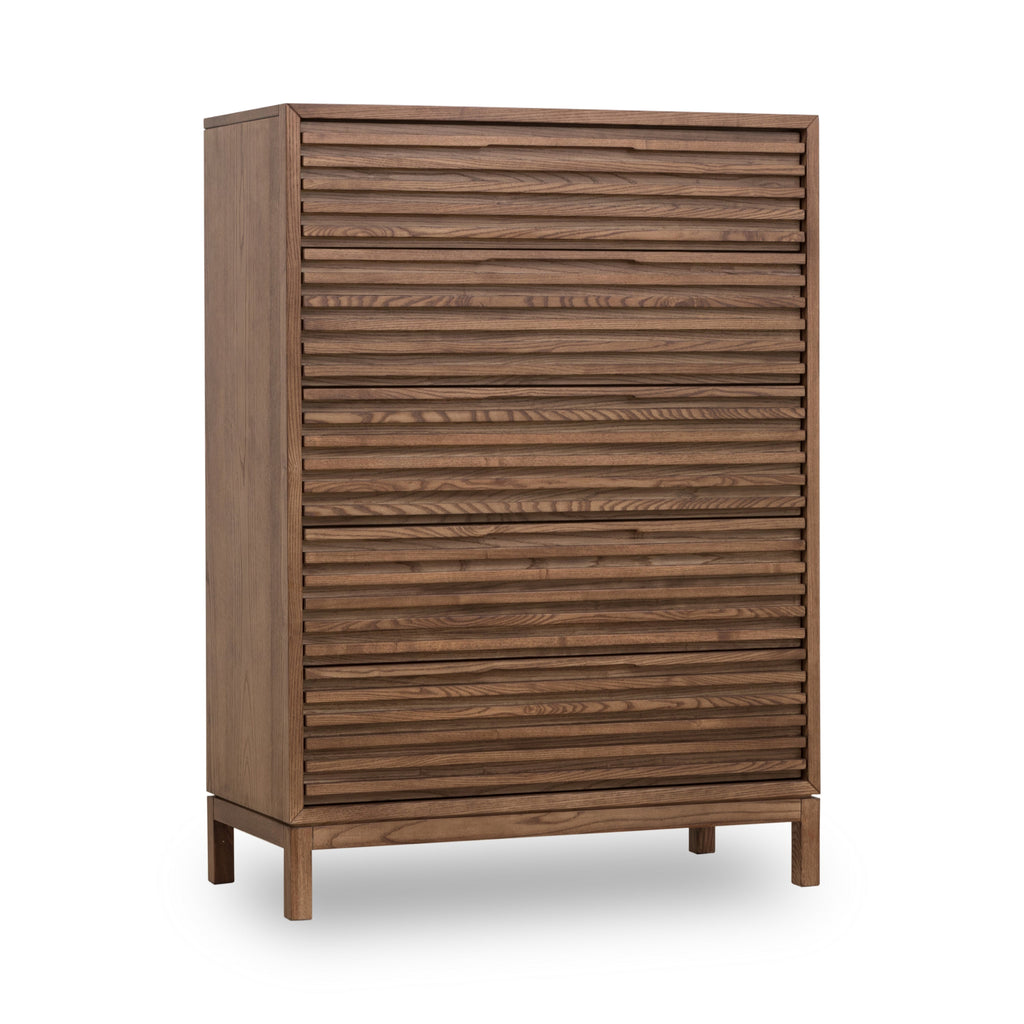 Commode Tanner à cinq tiroirs en frêne, finition Roux