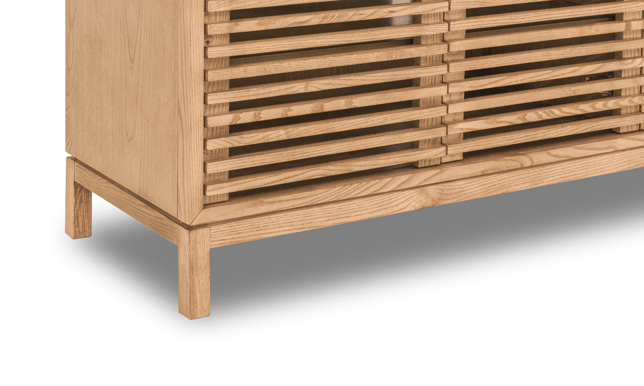 Tanner console multimédia à quatre portes en frêne, coloris lin