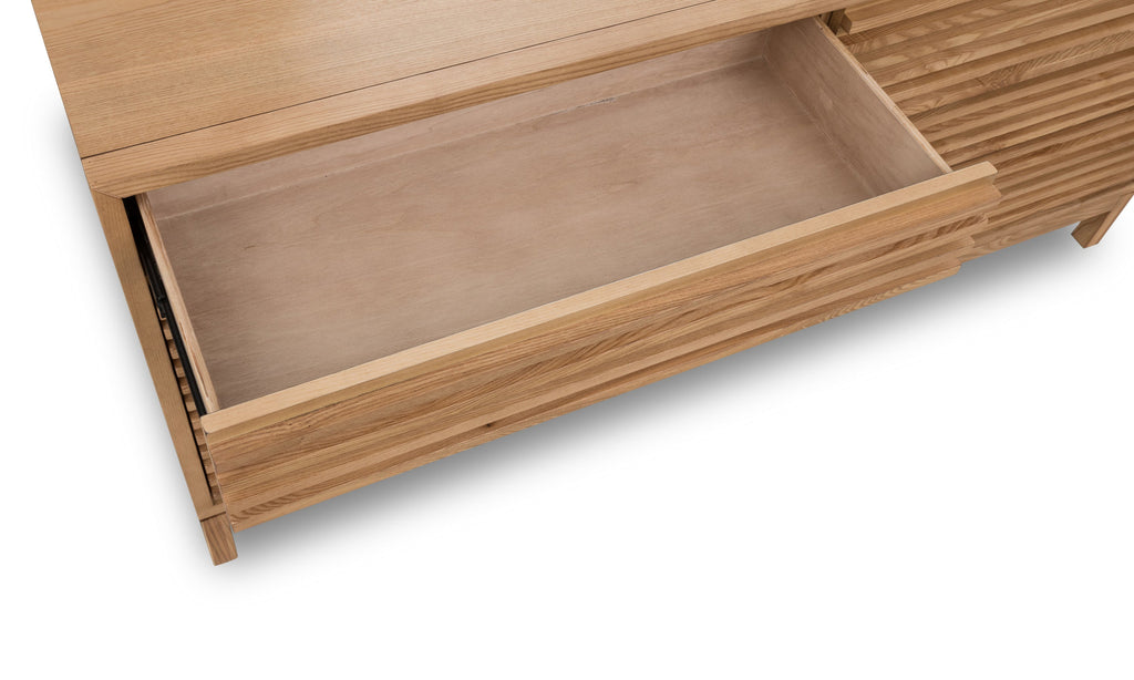 Commode Tanner à six tiroirs en bois de frêne, couleur lin